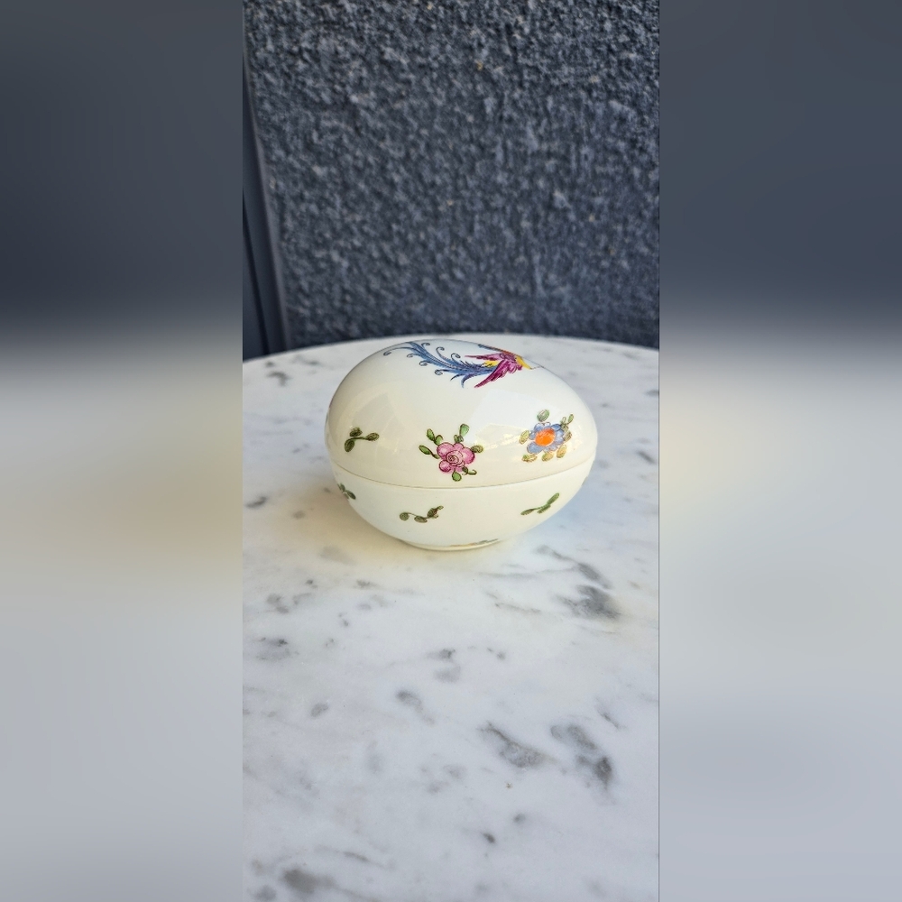 Limoges Chamart Hand-Painted Porcelain Egg-Shaped Trinket Box